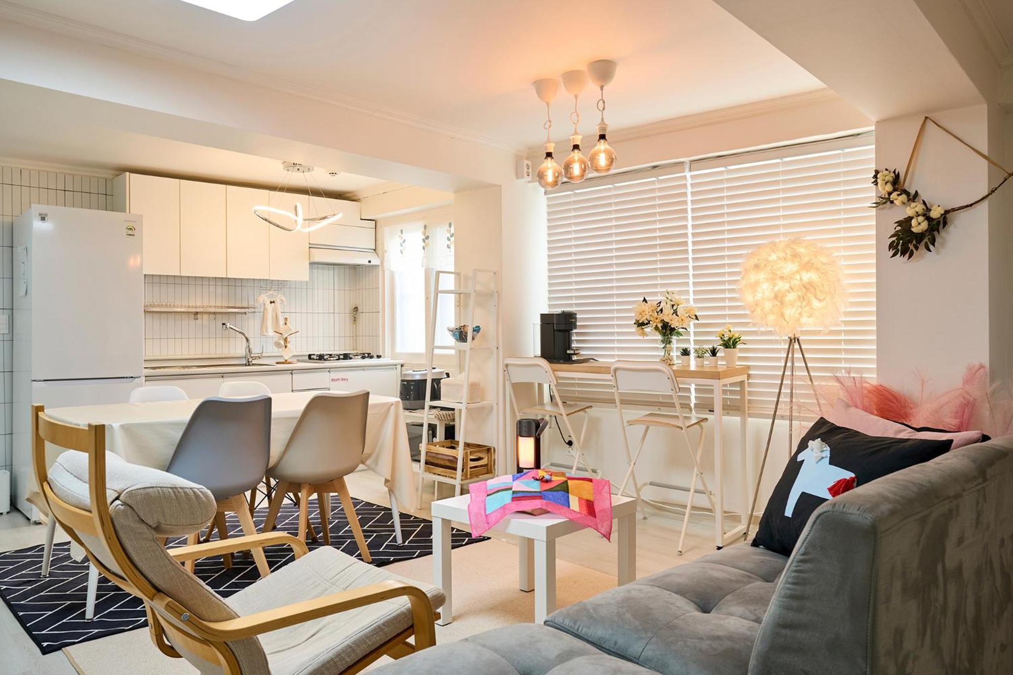Best, Private, 3 Rooms, Hongdae, 6 Persons *
