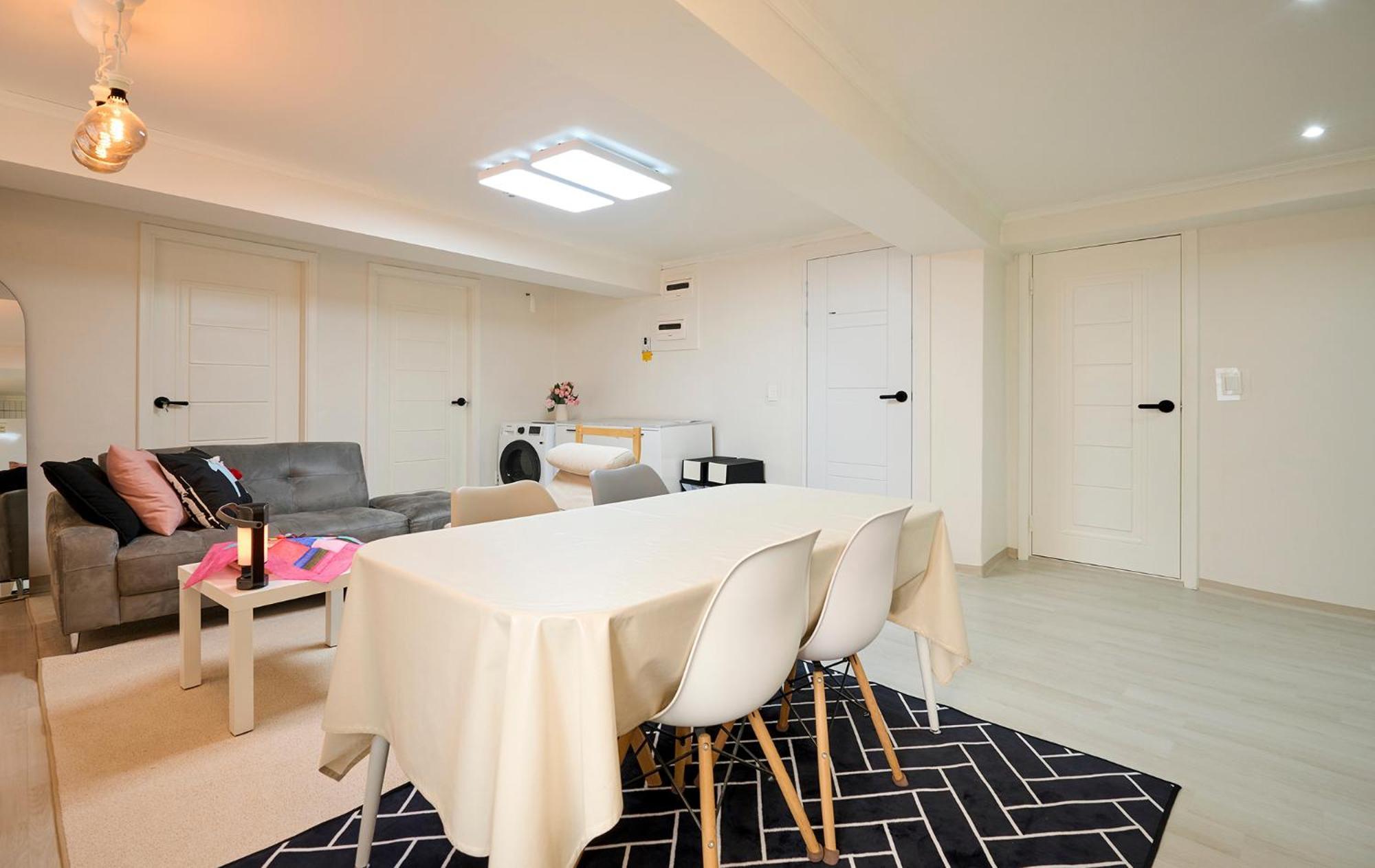Apartment Best, Private, 3 Rooms, Hongdae, 6 Persons Seoul